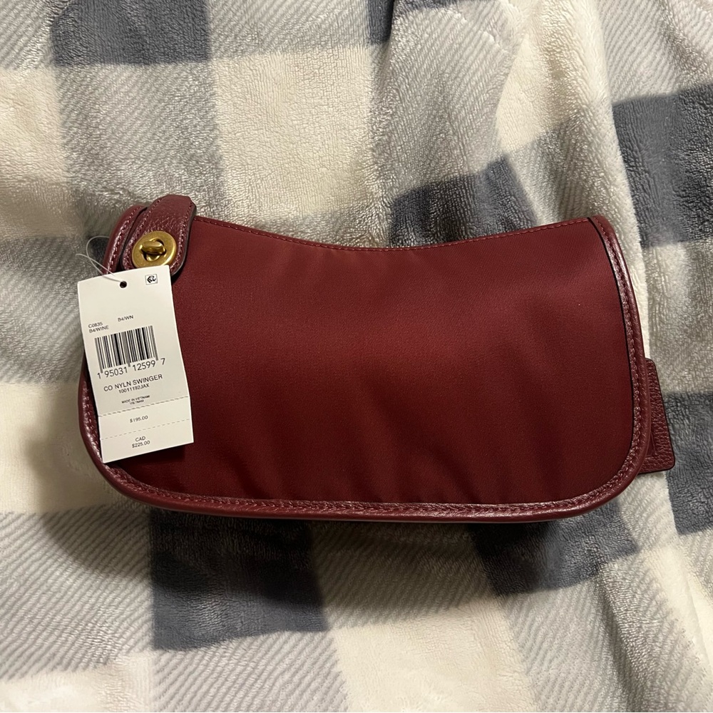 COACH Swinger Bag In Nylon